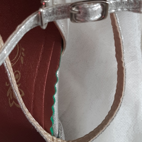 Dance shoes - Picture 2 of 4